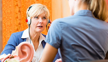 Audition&nbsp;: la prise en charge am�liore le maintien du r�seau social chez la personne �g�e