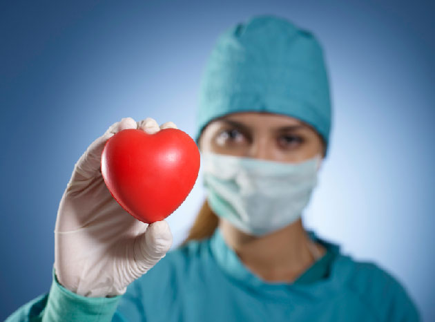 Risques cardiovasculaires chez les femmes : le poids de la mnopause, l'atout du mode de vie