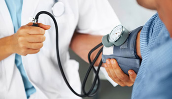 Hypertension artrielle : une nouvelle trithrapie fait ses preuves