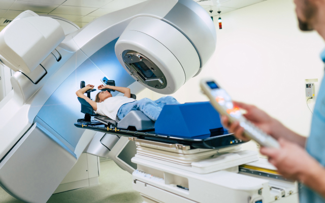 Radioth&eacute;rapie ou radiochimioth&eacute;rapie pour les r&eacute;cidives locales du cancer de l'endom&egrave;tre&nbsp;?