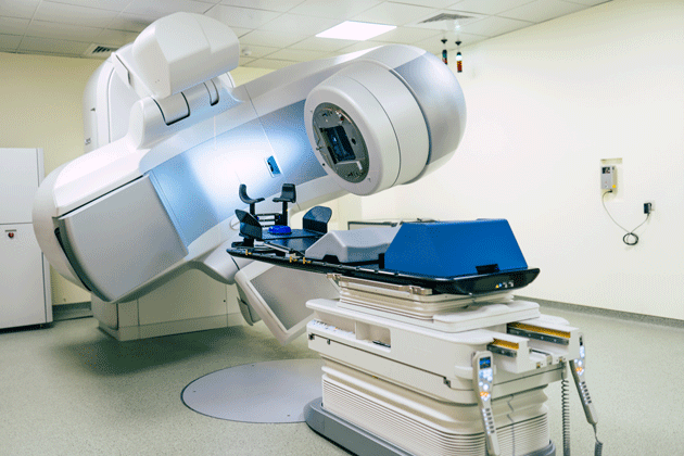 Quelle est la sensibilité/spécificité du TEP-scan, de l'IRM crânienne, de l'échographie et de la biopsie de l'artère temporale dans le diagnostic de l'artérite à cellules géantes ?