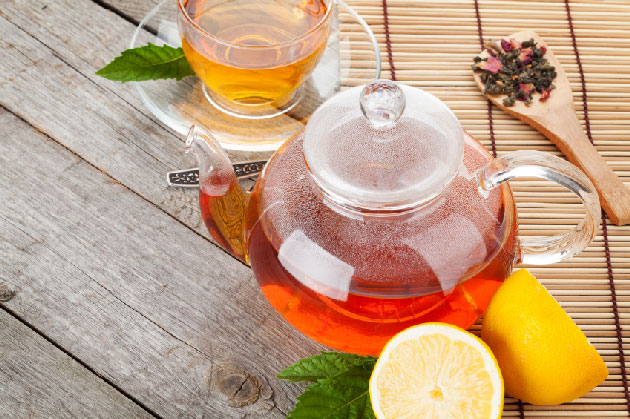 Consommation de th&eacute; vert, d'autres th&eacute;s et de caf&eacute; et risque de d&eacute;c&egrave;s par maladie r&eacute;nale chronique comme cause sous-jacente chez les hommes et les femmes japonais&nbsp;: l'&eacute;tude JACC