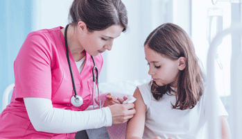 Vaccination anti-HPV, le b&eacute;n&eacute;fice persiste au moins 15 ans